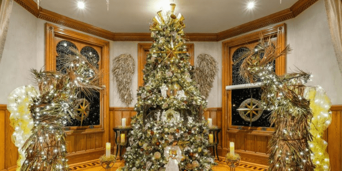 960x480-stetson-christmas-mansion Stetson Christmas Mansion | I-4 Exit Guide